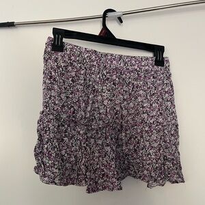 COPY - ZARA FLORAL SKIRT💋 Purple, flowy, and girly💋Size Medium